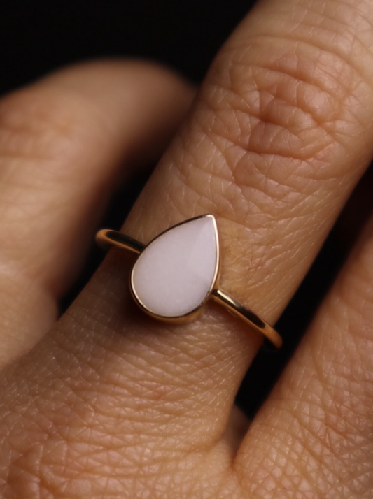 Teardrop ring