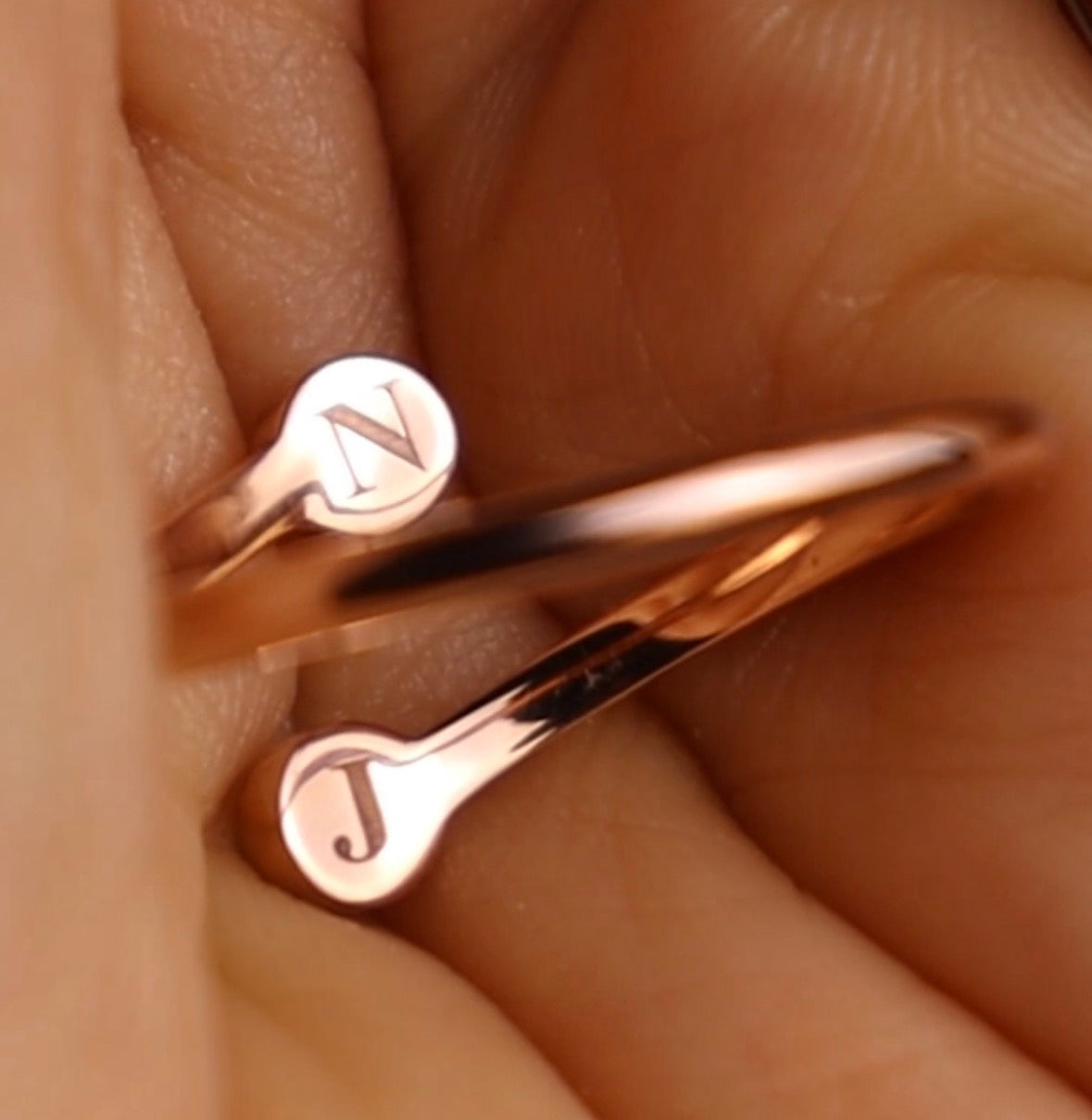 Twist Ring