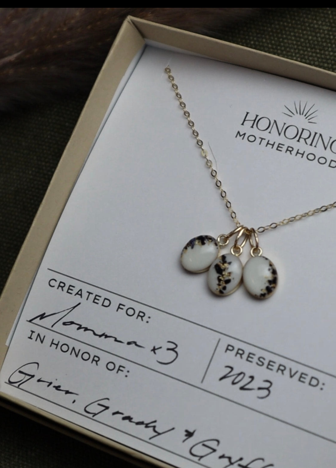3 Oval Charm Necklace