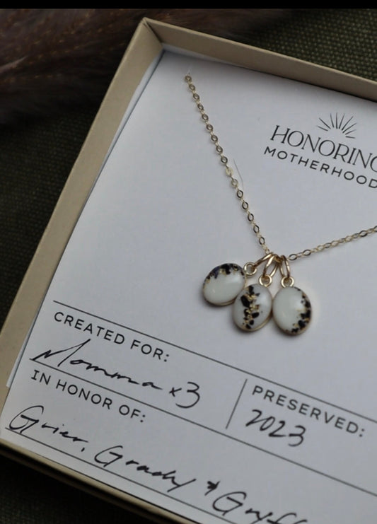 3 Oval Charm Necklace